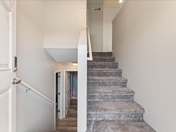 2nd image of 115 Hillcrest Ave