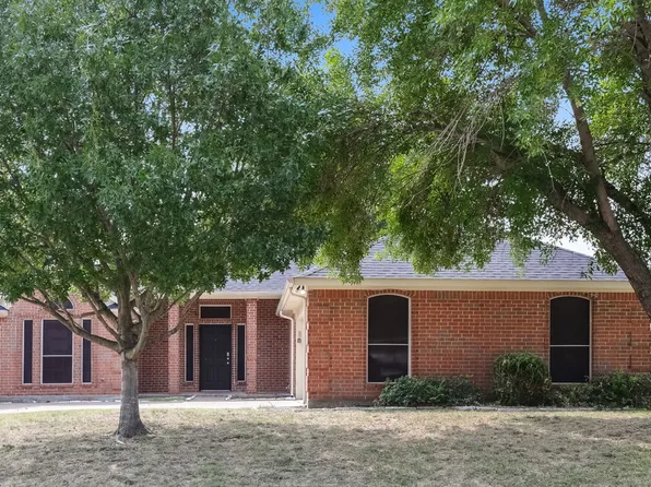 105 Princeton Cir, Forney, TX 75126