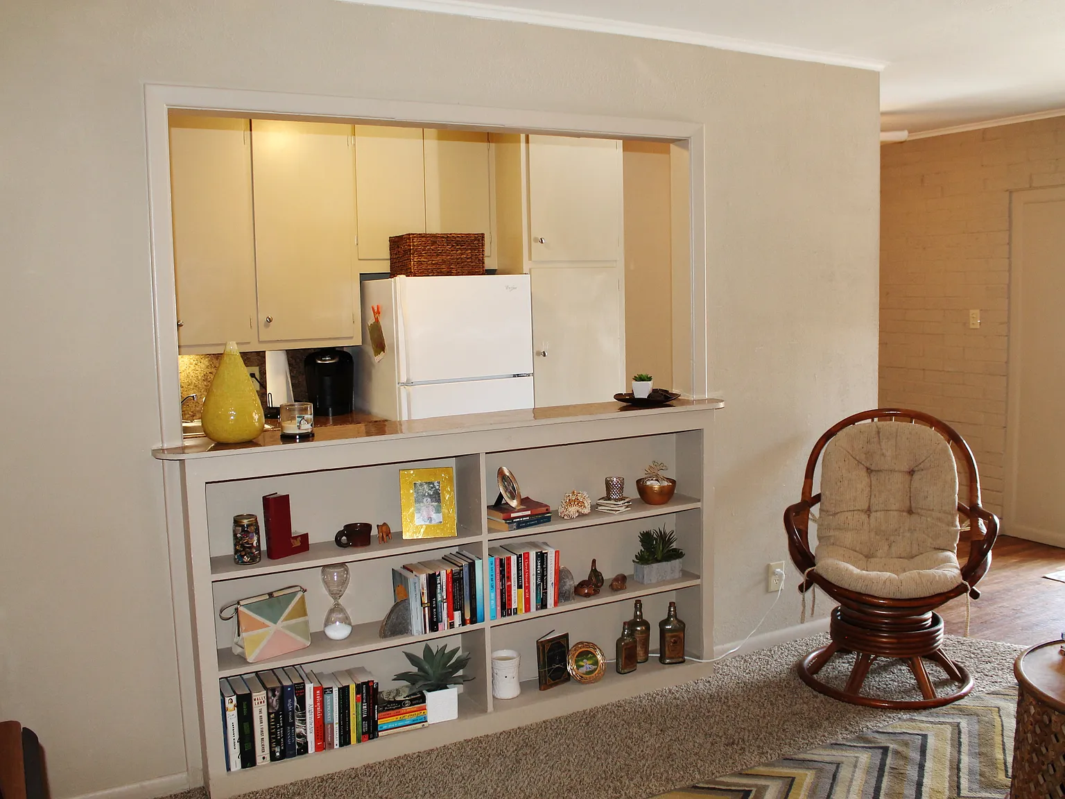 1226 S Saint Louis Ave — Photo 3