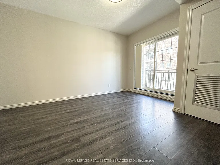 7 Rittenhouse Rd #404 — Photo 5