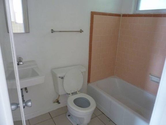 Full bath