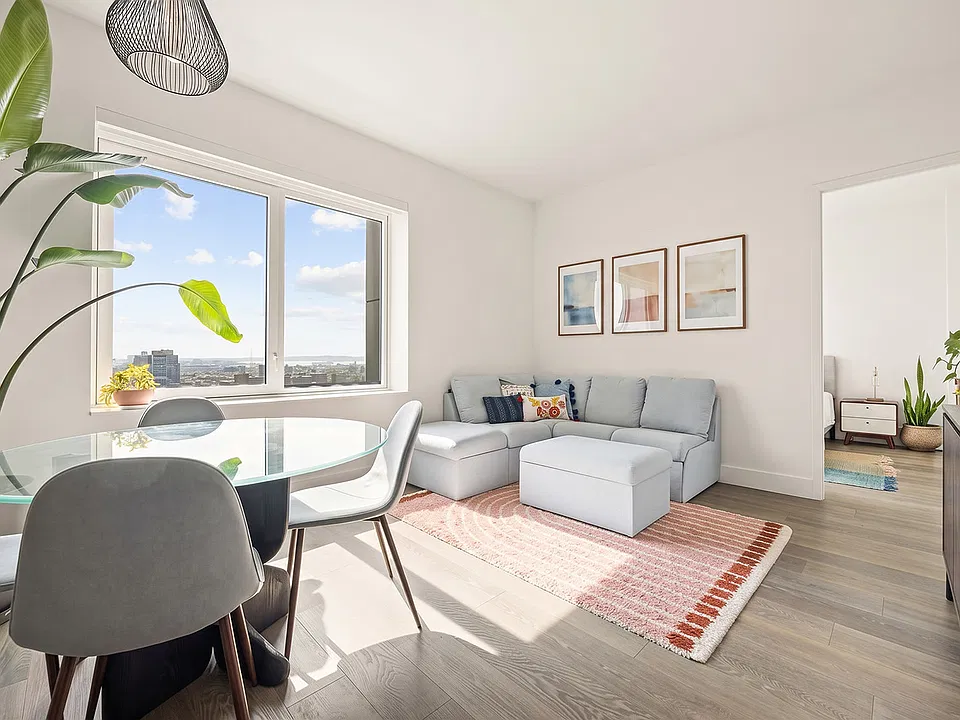 10 Nevins St #21I