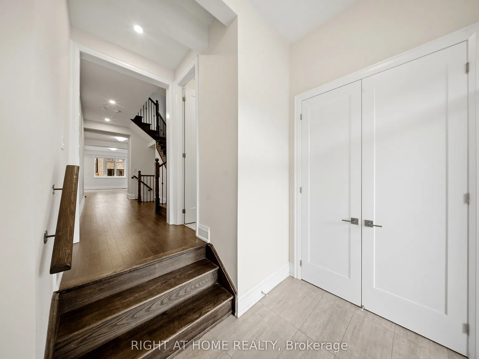 3 bed, $3,800 — Photo 3
