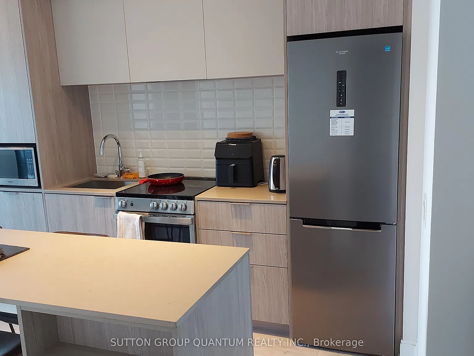 70 Annie Craig Dr — Photo 3