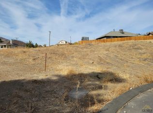 22720 Debbie Pl, Tehachapi, CA 93561