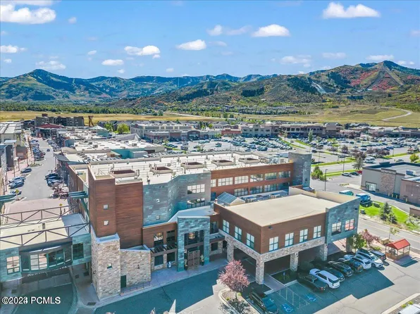 1476 W Newpark Blvd #304, Park City, UT 84098