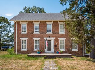180 W Columbus St, Mount Sterling, OH 43143