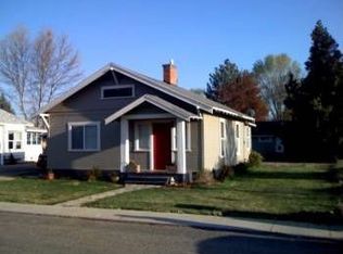 216 SW 4th St, Fruitland, ID 83619