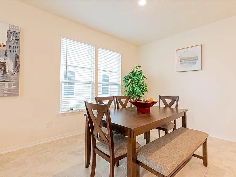 2114 Damasi Ln — Photo 19