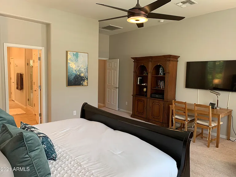 1608 W White Feather Ln — Photo 18