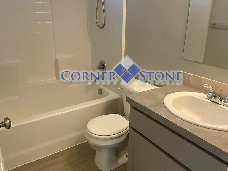 6574 E Fairmount St — Photo 15