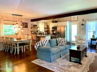 101 Wordsworth Rd, Milford, PA 18337