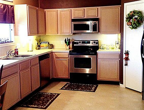 Plenty of room with stainless steel appliances