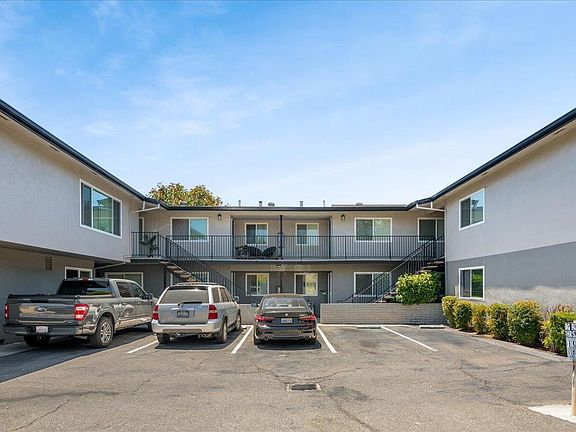 5th image of 51 Glen Eyrie Ave