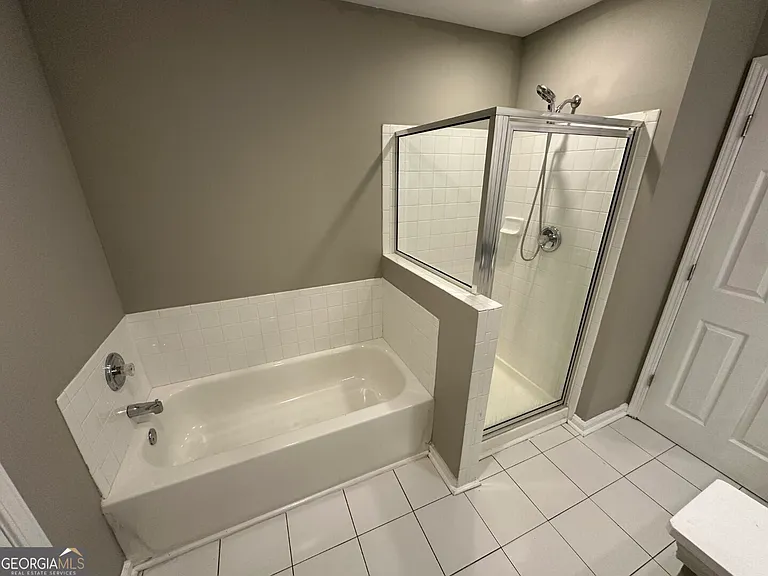 7040 Biltmore Trce — Photo 33