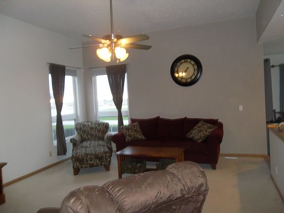 4th image of 4110 Heartland Dr