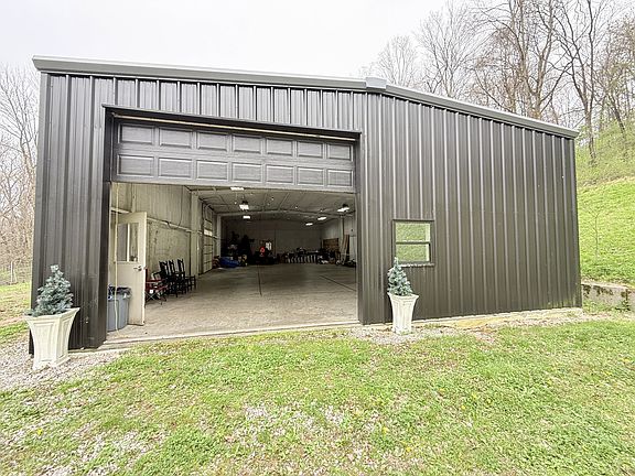 5th image of 1395 Roy Sellers Rd