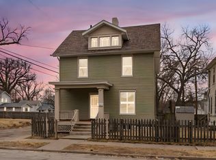 1320 Grand Ave, Davenport, IA 52803