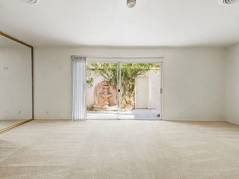 3159 Bel Air Dr — Photo 12