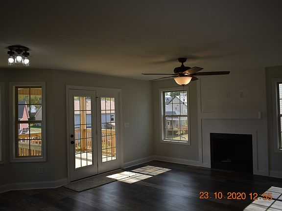 2nd image of 64 Chestnut Hl Lot 64