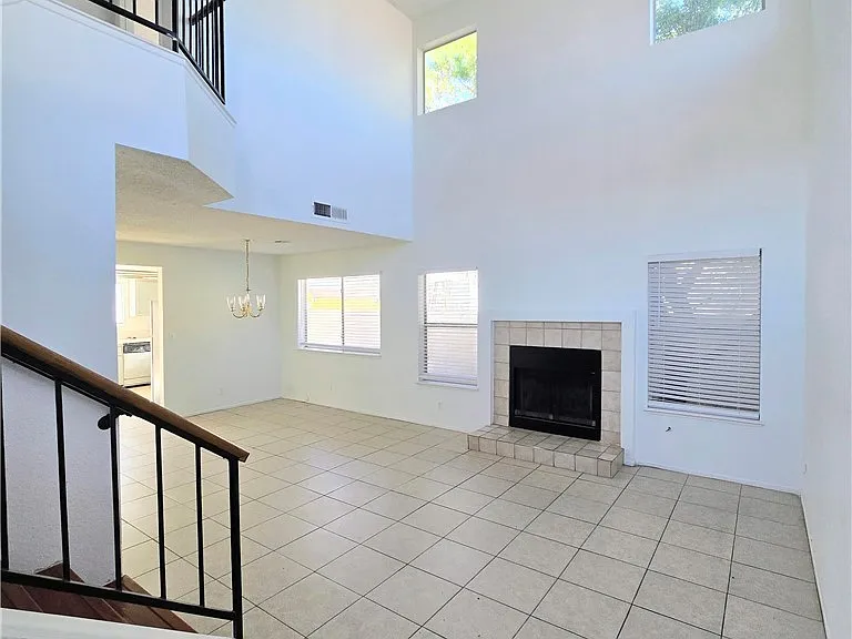 5797 Cedar Ave — Photo 3