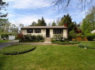 15 Hayes Ln, Ridgefield, CT 06877