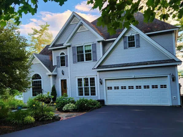 5 Rockingham Road, Wolfeboro, NH 03894