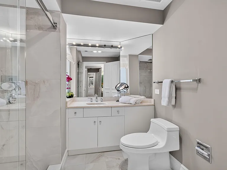 300 SE 5th Ave #6160 — Photo 22