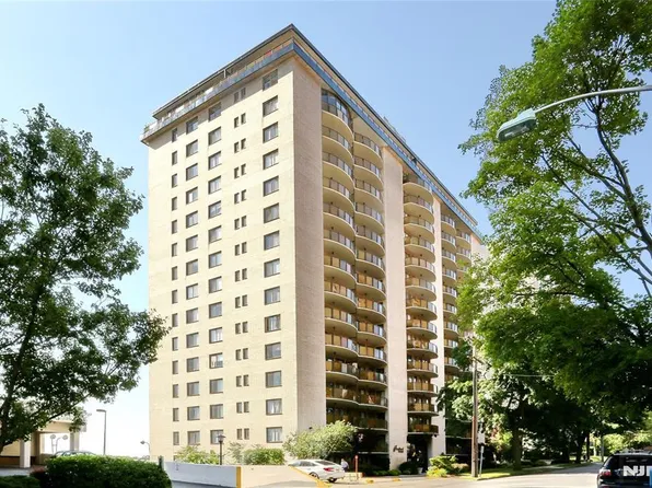 150 Overlook Ave APT 7A, Hackensack, NJ 07601