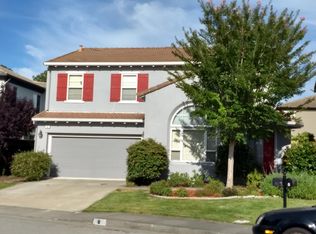 8 Sunny Cove Dr, Novato, CA 94949