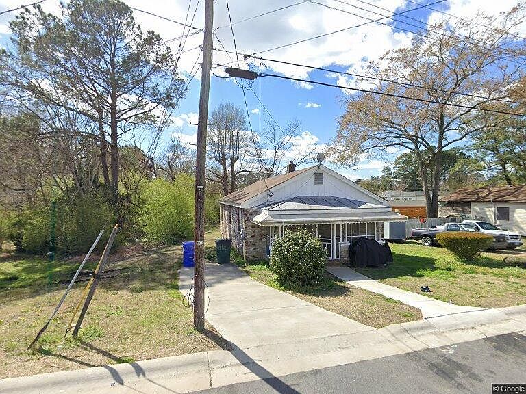 1st image of 121 S 11th St