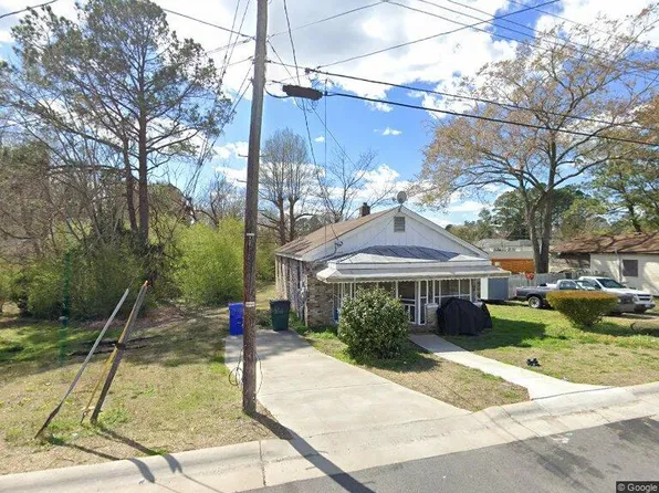 121 S 11th St, Suffolk, VA 23434