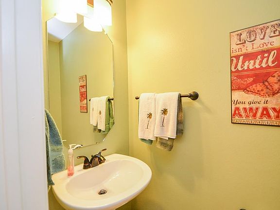 4th image of 24035 River Place Dr