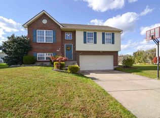 2516 Alysheba Dr, Burlington, KY 41005