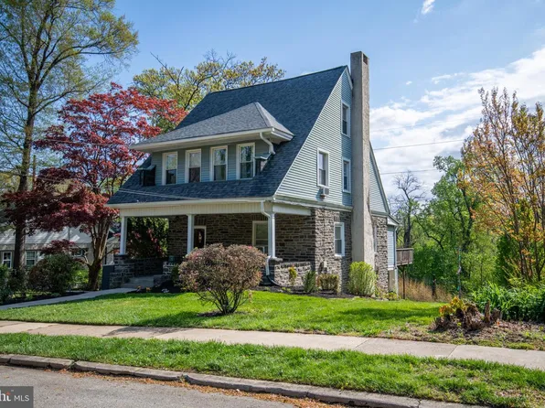 803 Grove Pl, Havertown, PA 19083