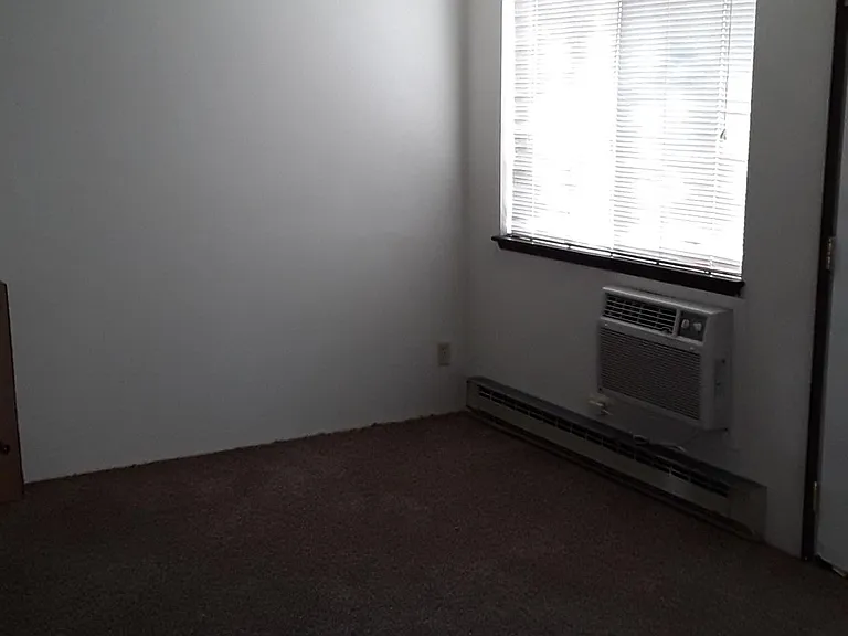 1214 McKinley Ave #3 — Photo 2