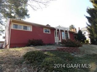 836 Woodrow Ave, Waynesboro, VA 22980