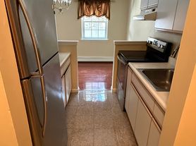 107 Nottingham Rd, Bedford Hills, NY