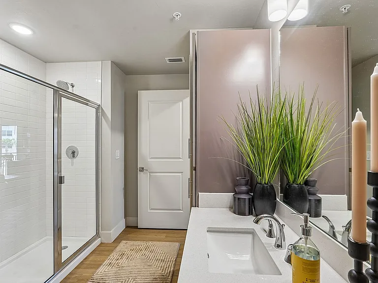 Estero Vista Model Secondary Bathroom