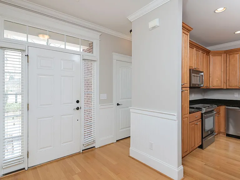 33 Heatherlaurel Ct — Photo 3