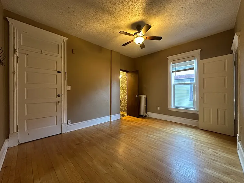 Adams 1426 - 3 — Photo 4