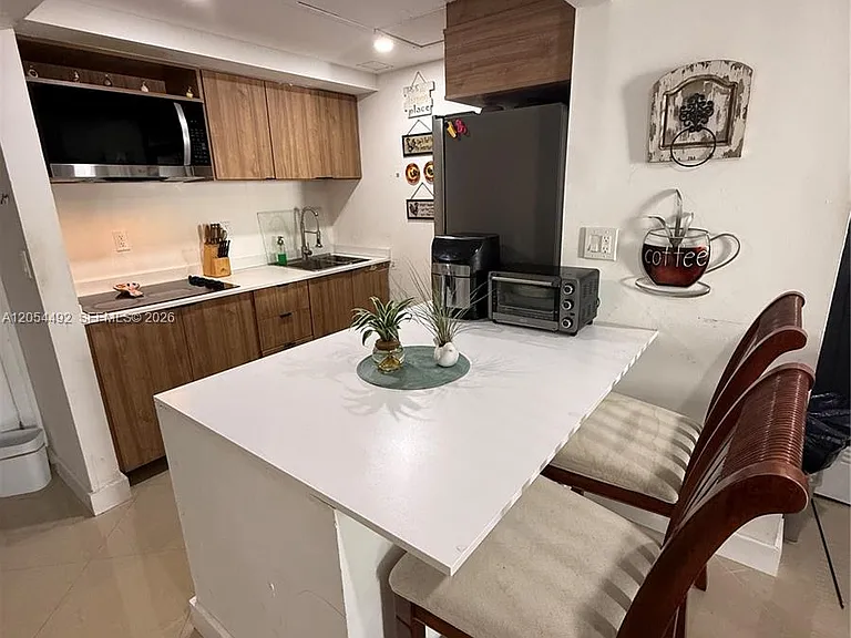 777 SW 9th Ave #205 — Photo 34