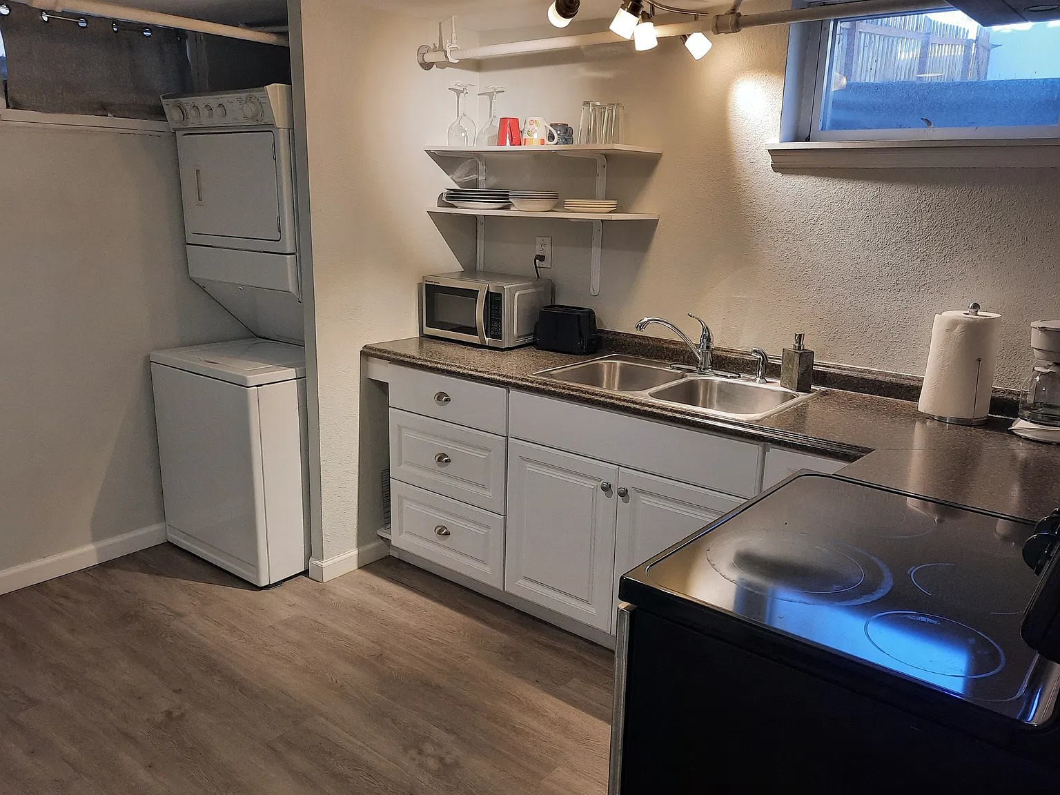 2 bed, 950 sqft, $1,300 — Photo 4