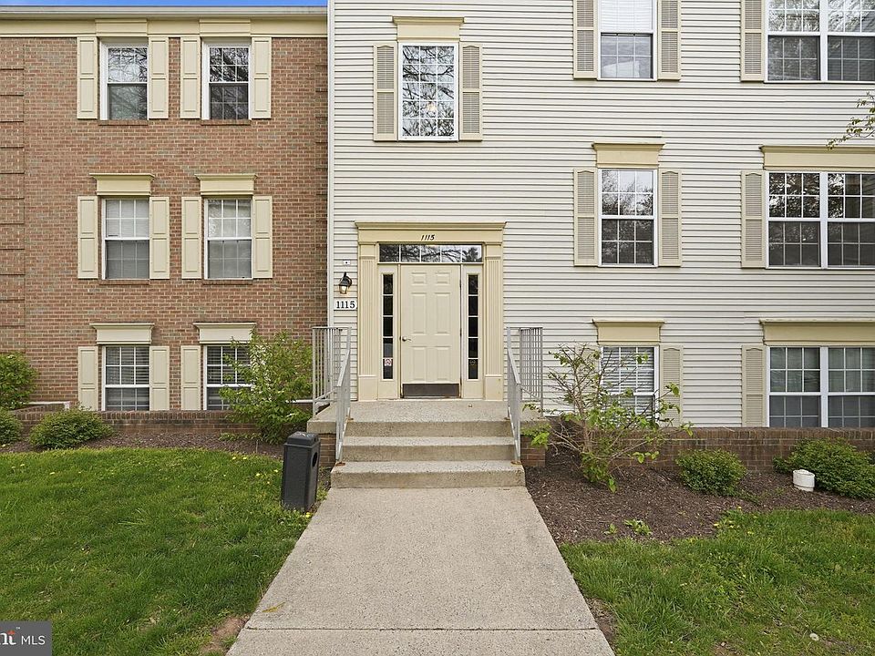 1st image of 1115 Huntmaster Ter NE Unit 301