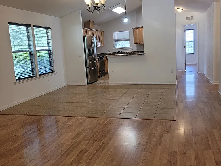 8955 SW 74th Ln — Photo 3