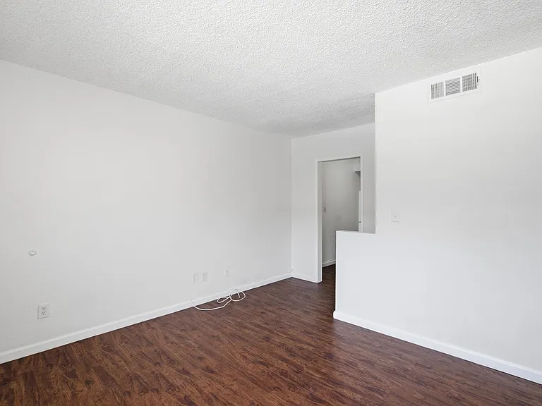 475 E Foothill Blvd — Photo 6