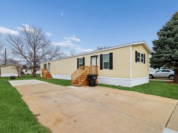 3102 SE Freedom Dr
