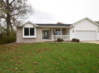 3627 Falcon Rdg, Janesville, WI 53548