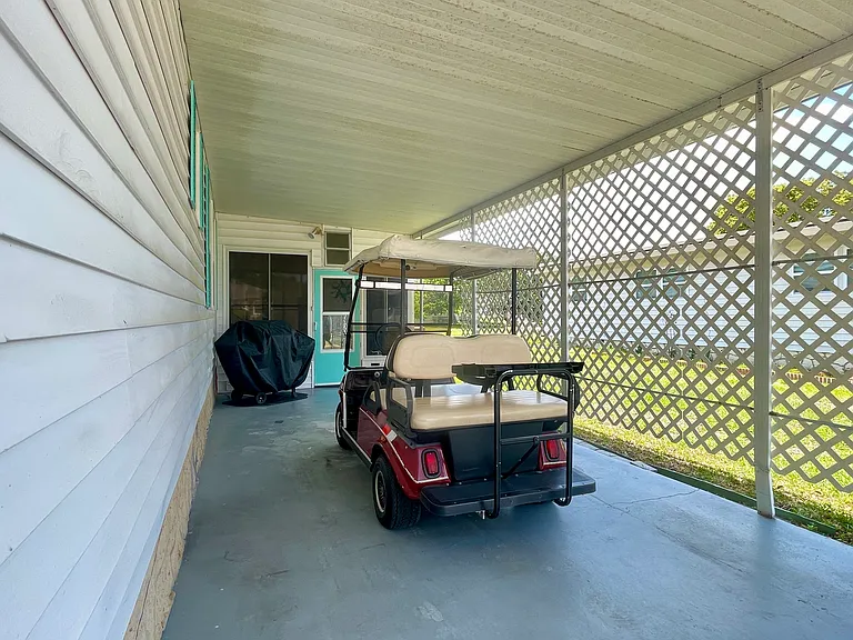 1016 Nell Way — Photo 39