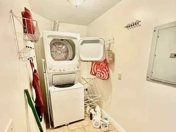 279 Pearl St, Cambridge, MA